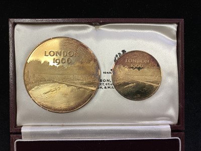 Lot 113 - THE GREAT FIRE OF LONDON SILVER MEDALLION DUO
