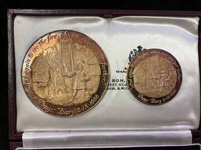 Lot 113 - THE GREAT FIRE OF LONDON SILVER MEDALLION DUO