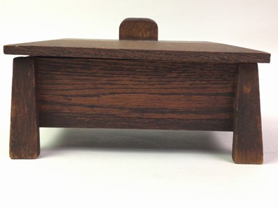 Lot 717 - OAK CIGAR BOX