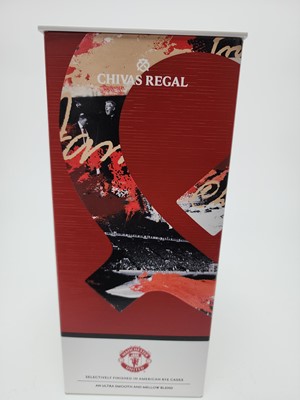 Lot 435 - CHIVAS REGAL 13 YEAR OLD MANCHESTER UNITED 75CL AND 12 MATCHING MINIATURES