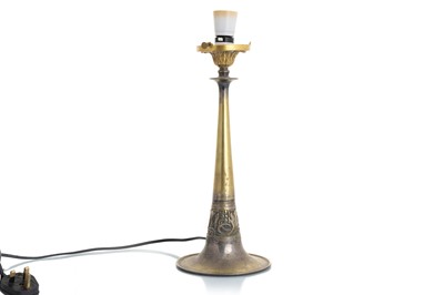 Lot 395 - ART NOUVEAU TABLE LAMP