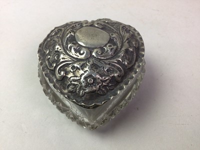 Lot 77 - EDWARDIAN SILVER TOPPED TRINKET BOX