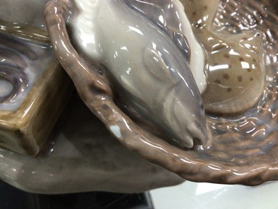 Lot 86 - COPENHAGEN FIGURE OF A MAN ON A STOOL PLAYING A MANDOLIN