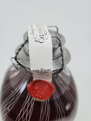 Lot 26 - GRAND OLD PARR ELIZABETHAN 83CL