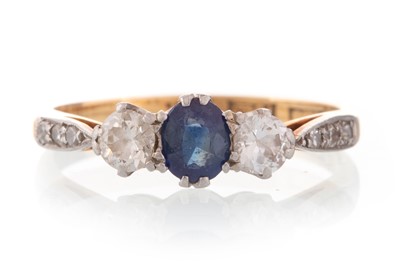 Lot 503 - SAPPHIRE AND DIAMOND RING