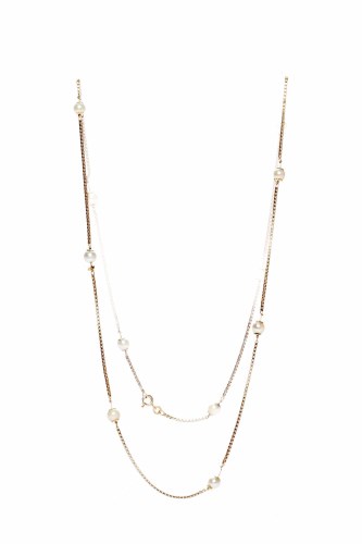 Lot 25 - EIGHTEEN CARAT GOLD PEARL NECKLACE formed by...