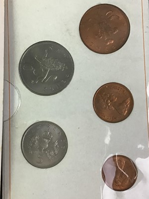 Lot 408 - COLLECTION OF GB AND WORLD COINS