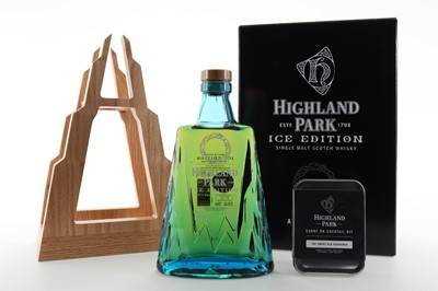 Lot 131 - HIGHLAND PARK 17 YEAR OLD ICE EDITION AND COCKTAIL MAKING KIT