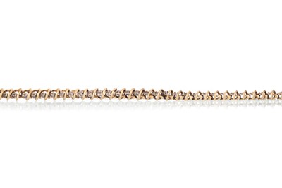 Lot 498 - DIAMOND TENNIS BRACELET