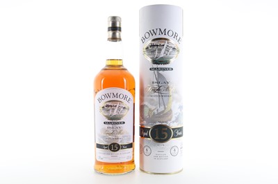 Lot 209 - BOWMORE 15 YEAR OLD MARINER 1L