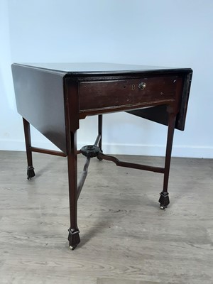 Lot 366 - MAHOGANY PEMBROKE TEA TABLE