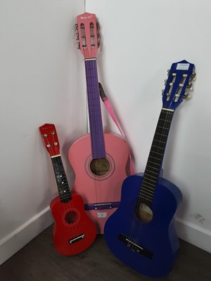 Lot 695 - GROUP OF CHILD'S GUITARS AND UKULELES