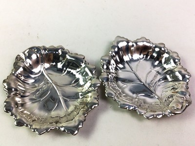 Lot 671 - PAIR OF ELIZABETH II SILVER PIN DISHES