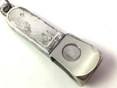 Lot 676 - SILVER MOUNTED CIGAR CUTTER