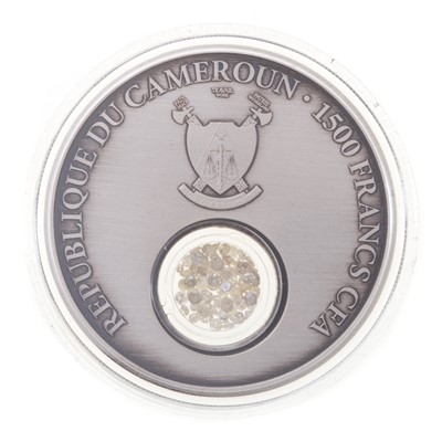 Lot 14 - ST EDWARD'S CROWN 1oz SILVER AND DIAMOND SET COIN