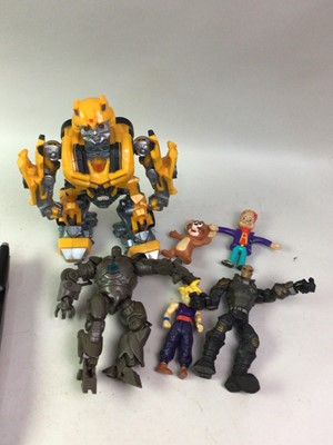 Lot 5 - COLLECTION OF TOYS