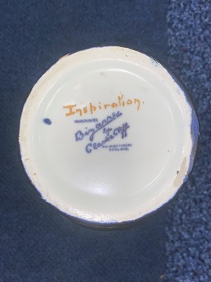 Lot 421 - CLARICE CLIFF, 'INSPIRATION CAPRICE' PATTERN VASE