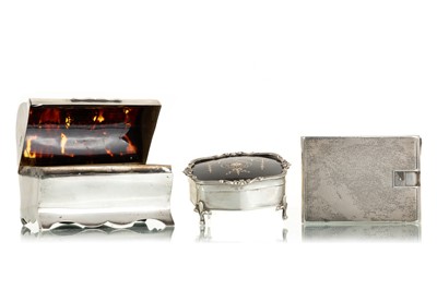 Lot 1113 - EDWARDIAN SILVER AND TORTOISESHELL JEWELLERY CASKET