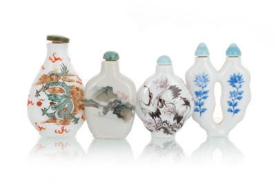 Lot 1496 - GROUP OF CHINESE SNUFF BOTTLES