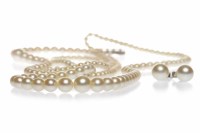Lot 150 - EARLY TWENTIETH CENTURY TWO STRANDED PEARL...