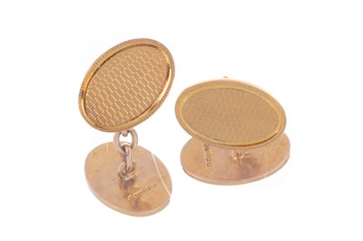 Lot 569 - PAIR OF GOLD CUFFLINKS