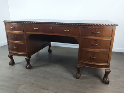 Lot 1535 - MAHOGANY SERPENTINE PEDESTAL DESK