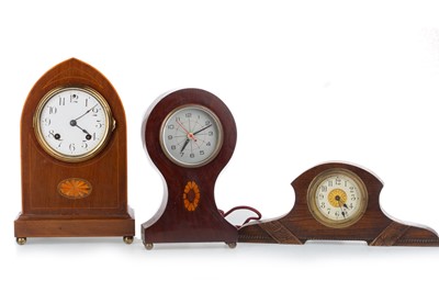 Lot 5 - EDWARDIAN INLAID MAHOGANY MANTEL CLOCK