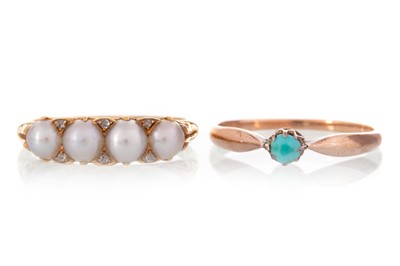 Lot 623 - PEARL AND DIAMOND RING