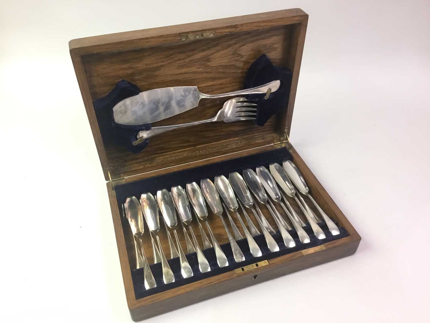 Lot 509 - SUITE OF SILVER PLATED CUTLERY