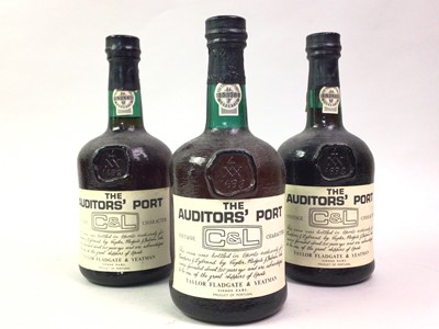 Lot 658 - SIX BOTTLES OF VINTAGE CHARACTER PORT