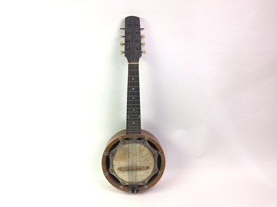 Lot 40 - THE WINDSOR MANDOLIN MODEL 3