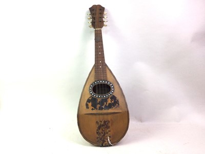 Lot 53 - ITALIAN BOWL BACK MANDOLIN