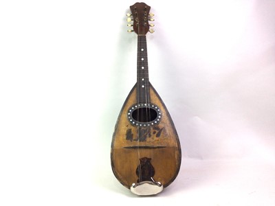 Lot 55 - ITALIAN BOWL BACK MANDOLIN