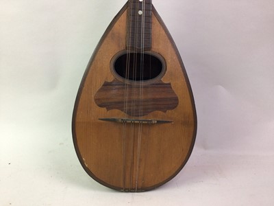 Lot 61 - ITALIAN BOWL BACK MANDOLIN