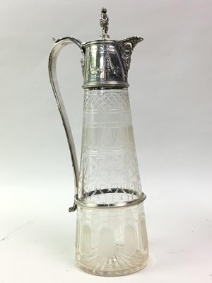 Lot 663 - VICTORIAN TAPERING CLEAR GLASS CLARET JUG