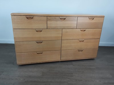 Lot 728 - MODERN CHEST OF DRAWERS