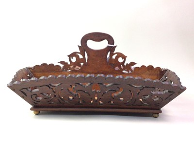 Lot 259 - VICTORIAN MAHOGANY CUTLERY TRAY