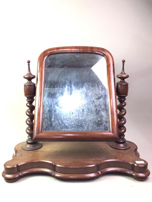 Lot 275 - VICTORIAN MAHOGANY DRESSING TABLE MIRROR