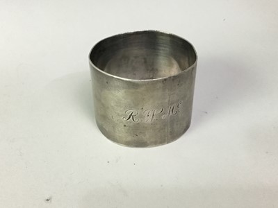 Lot 91 - SILVER NAPKIN RING