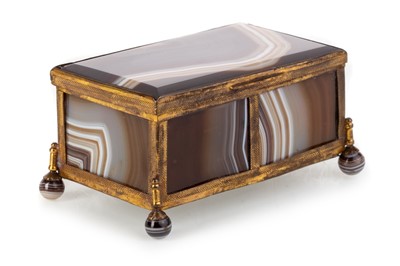 Lot 1128 - AGATE CASKET