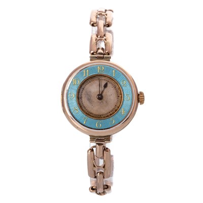 Lot 837 - NINE CARAT GOLD MANUAL WIND WRIST WATCH