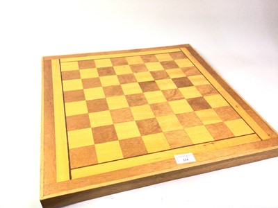 Lot 224 - 20TH CENTURY CHESS BOARD