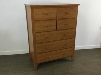 Lot 258 - CONTEMPORARY BEECH EFFECT BEDROOM SUITE