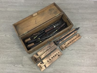 Lot 315 - GROUP OF TOOLS