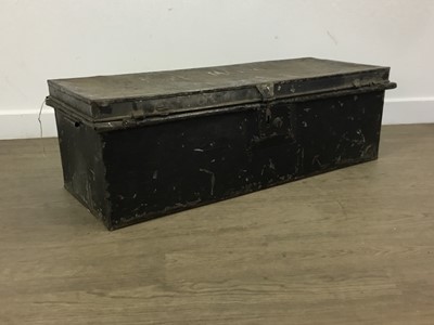 Lot 316 - MILITARY TRUNK