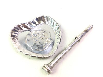 Lot 363 - COLLECTION OF SMALL SILVER ITEMS