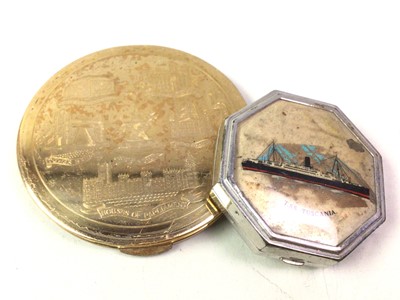 Lot 345 - GROUP OF COMPACTS