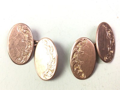 Lot 411 - PAIR OF GOLD CUFFLINKS