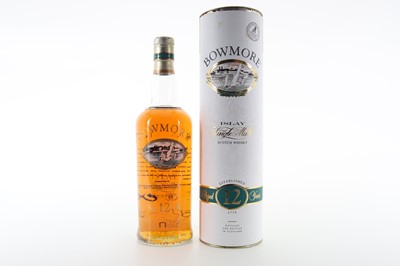 Lot 386 - BOWMORE 12 YEAR OLD SCREEN PRINTED BOTTLE