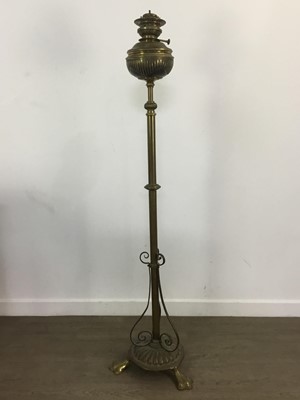 Lot 463 - BRASS STANDARD OIL LAMP